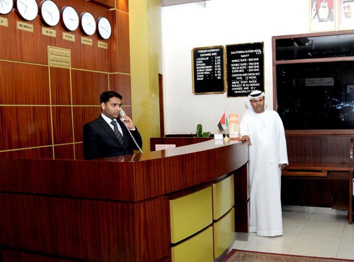 Oyo 274 California Suites Fujairah Exterior foto