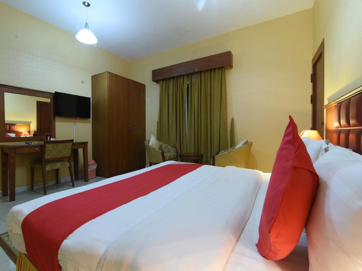 Oyo 274 California Suites Fujairah Exterior foto