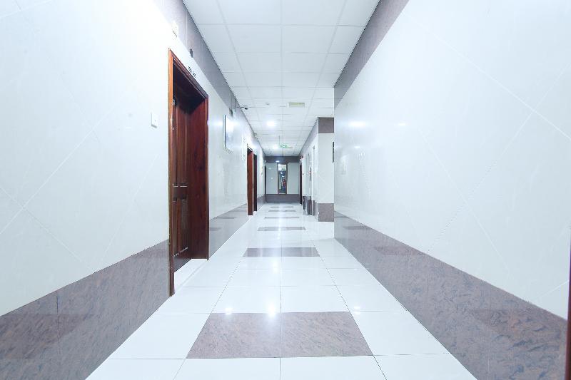 Oyo 274 California Suites Fujairah Exterior foto
