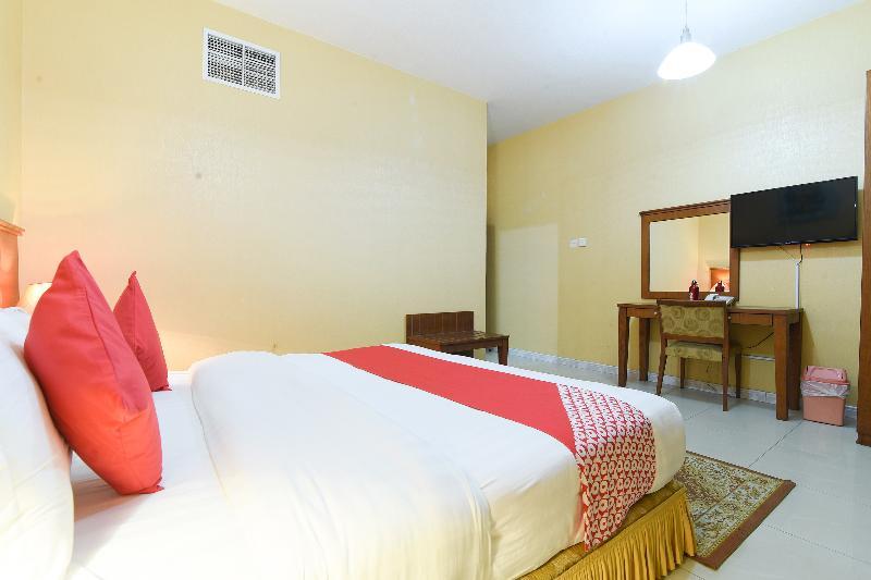 Oyo 274 California Suites Fujairah Exterior foto