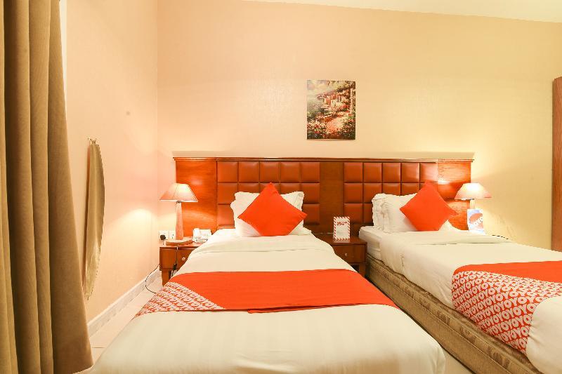 Oyo 274 California Suites Fujairah Exterior foto